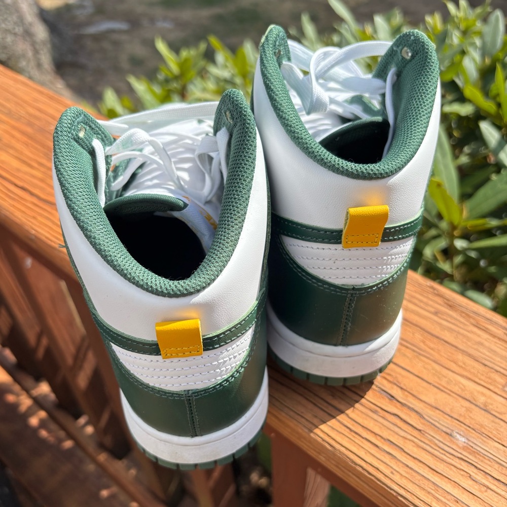 Men’s Dunk Hi Retro -Noble Green and White with box. Worn 1x. Size 8.5m 10w - Picture 3 of 10